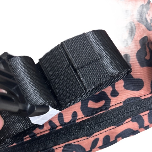 Lululemon Everywhere Leopard Print Belt Bag - Picture 9 of 15
